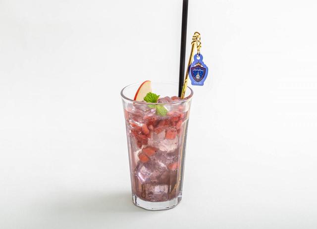 ＜ポムフィオーレ寮＞リンゴ入りグレープソーダ