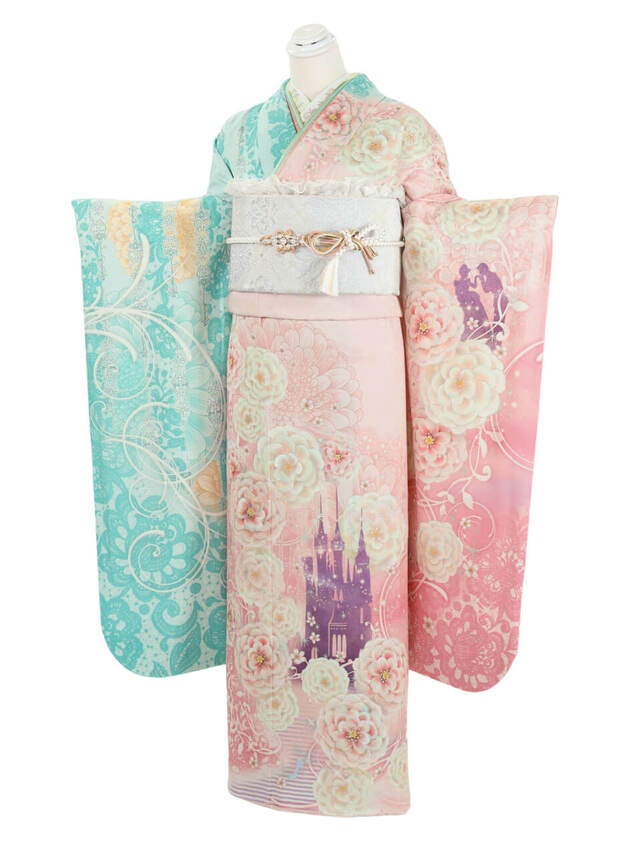 シンデレラ＆プリンス・チャーミング｜99,800円（税別）｜スタジオアリス ディズニーデザイン振袖