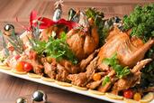 「チキン料理」<期間:2025年12月1日~31日>【神戸のホテルでクリスマス晩餐会♪ローストビーフ・ローストチキンなどのパーティーメニューが“2,400円”から食べ放題!】