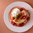 いちごとバナナブリュレのパンケーキ