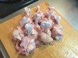 「マンガ肉」レシピ／手羽元の大きさによって、骨の出方も変わります