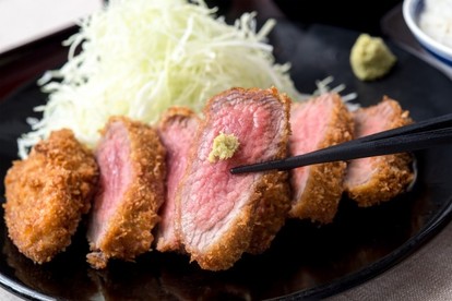 幻の牛カツ 新登場 名物 厚切り牛カツ膳 を含む 新グランドメニュー が全国各地に展開 うまい肉
