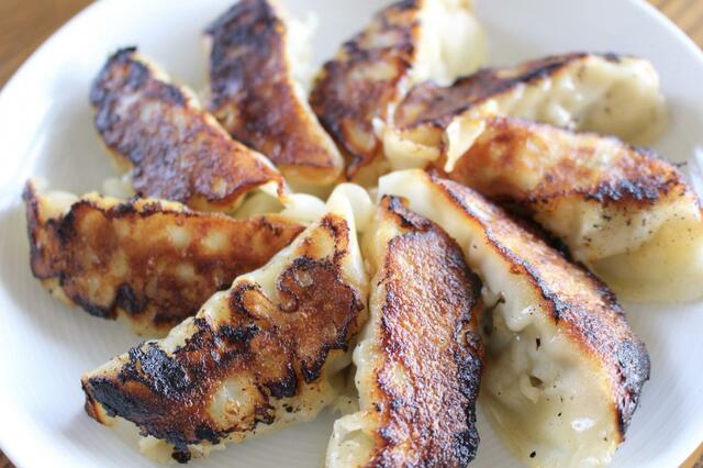 【ロピア　やみつき肉餃子30個入り：699円】フライパンで焼くだけ♪