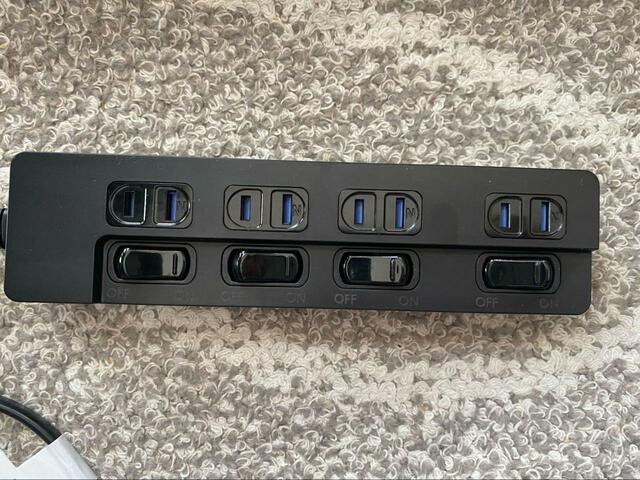 【ニトリ ４個口節電タップ２m】シャッター付きで、間隔にも工夫あり