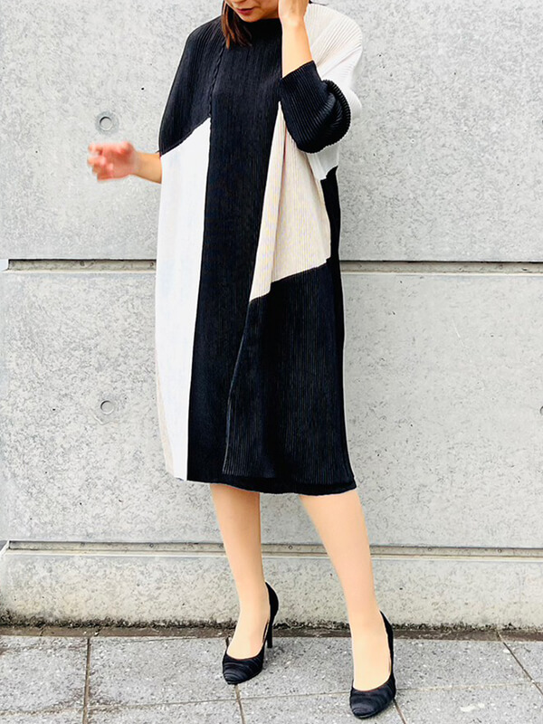 【SPECCHIO シャトルプリーツワンピース×カラーブロックシャトル ロングジャケット】シンプルなのにおしゃれ