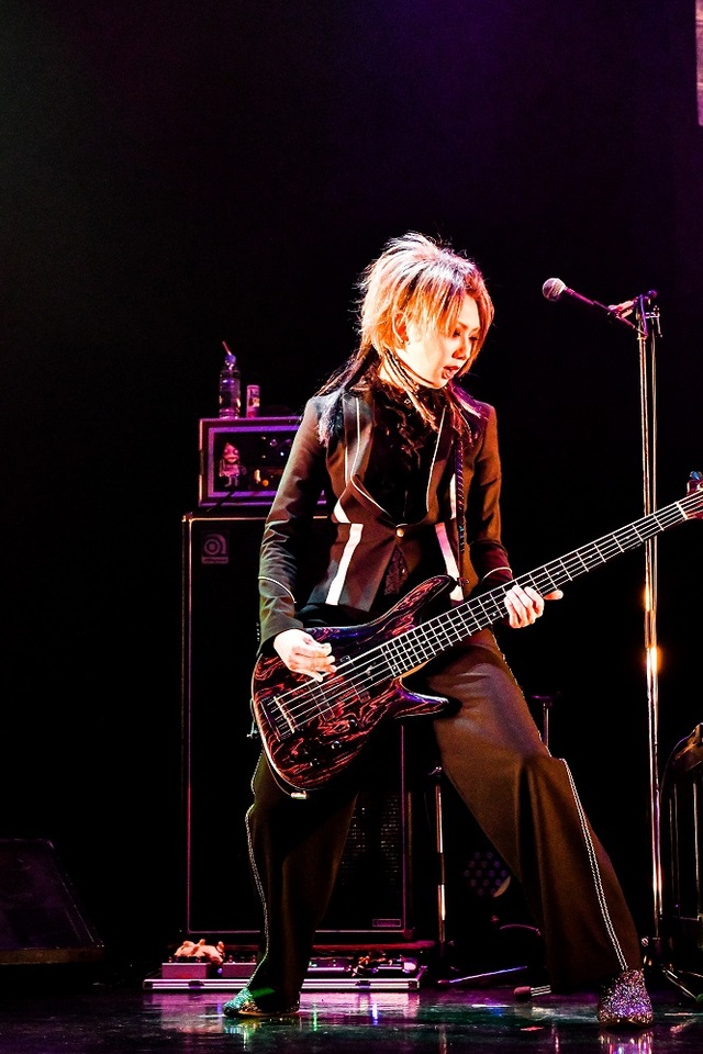 RAZOR (PHOTO BY 土屋良太)