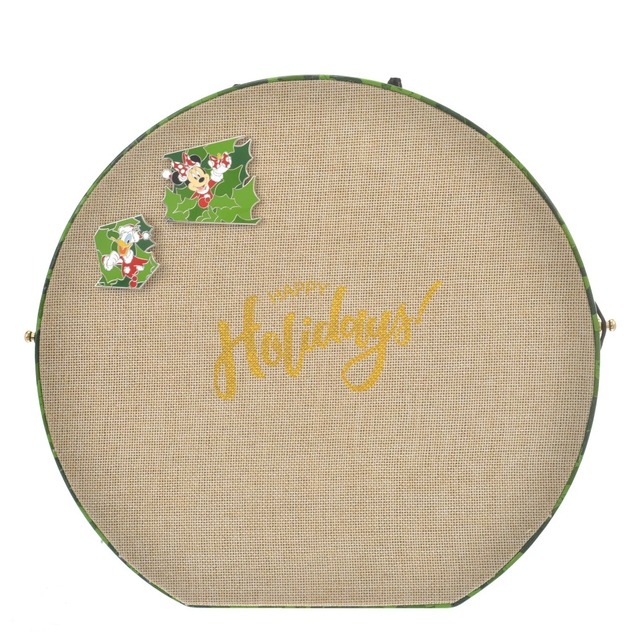 ディズニーキャラクター アドベントカレンダー ピンバッジ リース DISNEY CHRISTMAS 2022 29,700円