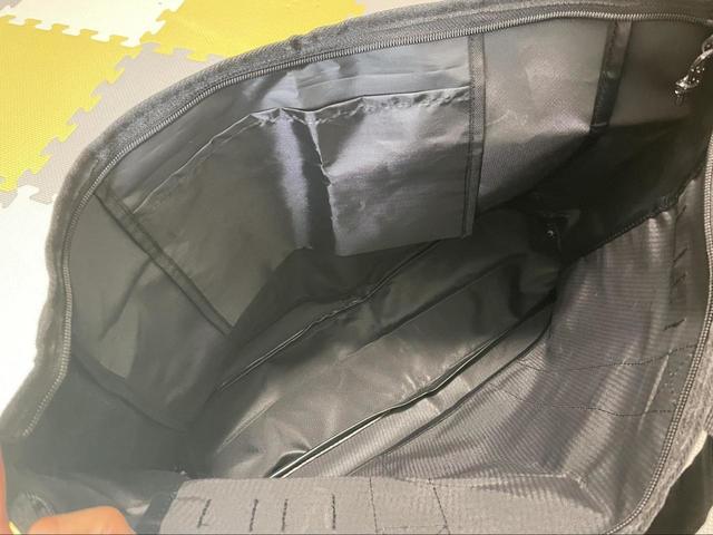 【MOOMIN 撥水 MULTI BIG TOTE BAG BOOK】内ポケットも充実！