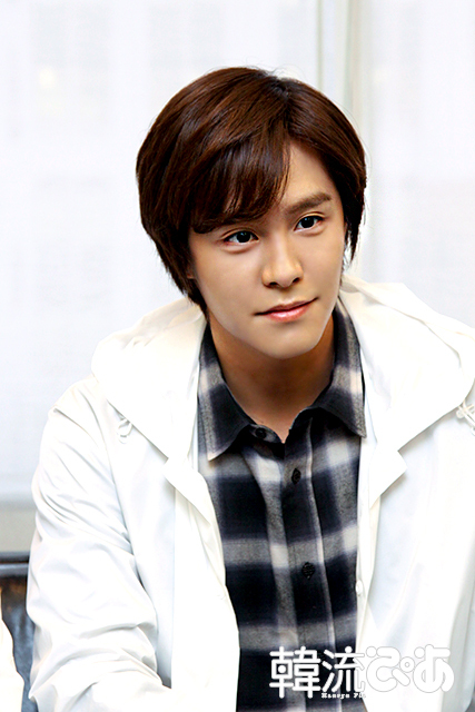 N.Flyingグァンジン＠「韓流ぴあ 2/29号」取材