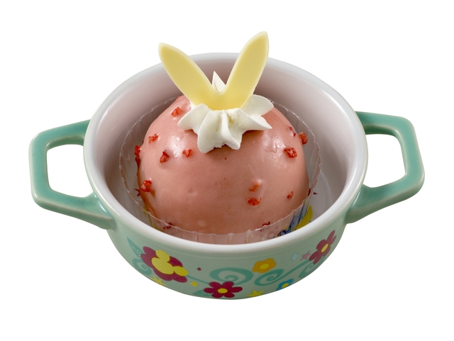 ストロベリームースケーキ、 スーベニアキャセロール付き 1個 ¥880