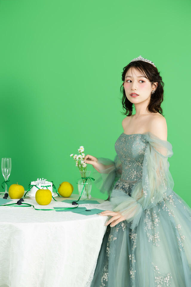 クラウディア ウェディングドレス|リトル・マーサ 限定「推し活フォトプラン」