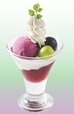 2色のぶどうとヨーグルトのミニパルフェ