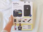付録のパッケージ裏面には、商品の使い方について簡単な説明あり【Kipling（キプリング）お財布にもなる キルティングスマホショルダーバッグ BOOK】