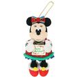 ぬいぐるみバッジ 2,800円｜東京ディズニーリゾート「ディズニー・クリスマス」スペシャルグッズ｜販売店舗：東京ディズニーランド「ディズニー＆カンパニー」、東京ディズニーシー「ガッレーリア・ディズニー」｜発売日：2026年11月10日(火)