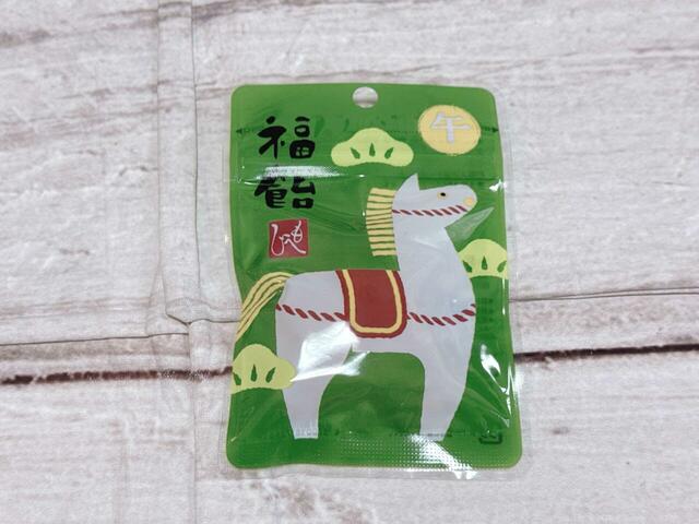 【カルディ 食品福袋／もへじ 福飴 午】さくら、だるま、富士山、招き猫、相撲の5つの日本のモチーフを象ったかわいいべっこう飴♪