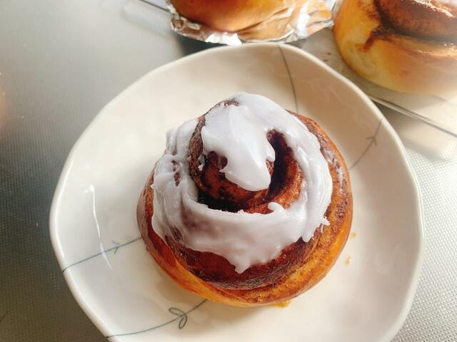 【アイリスオーヤマ コンパクトホームベーカリー】コーヒーとも抜群の相性！初めてでもうまく焼けました