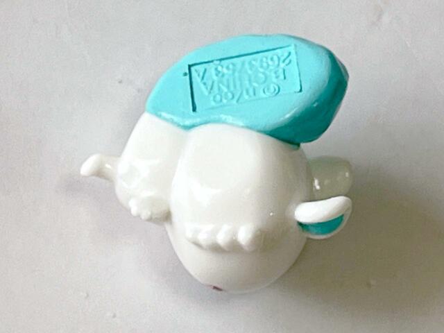 底部は平坦になっているので、転がってしまう心配はありません