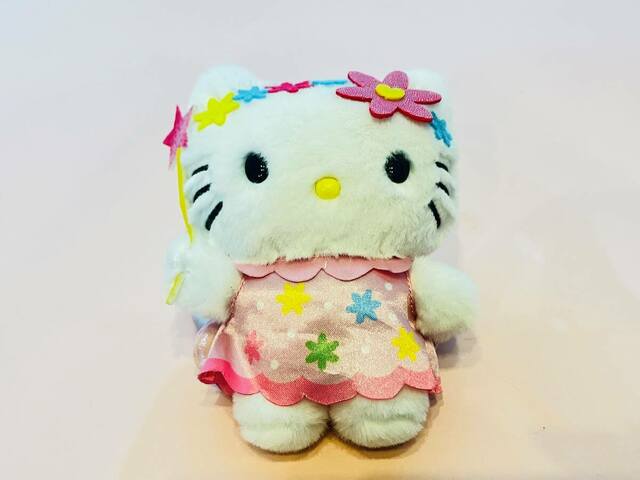 【セブンネットショッピング限定「ハローキティ ぬいぐるみチャーム5体セット】お花の妖精のようなデザイン♪