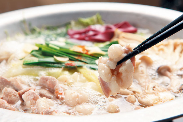 京ダイニング 笑良笑樂（烏丸御池）  もつ鍋　1750円