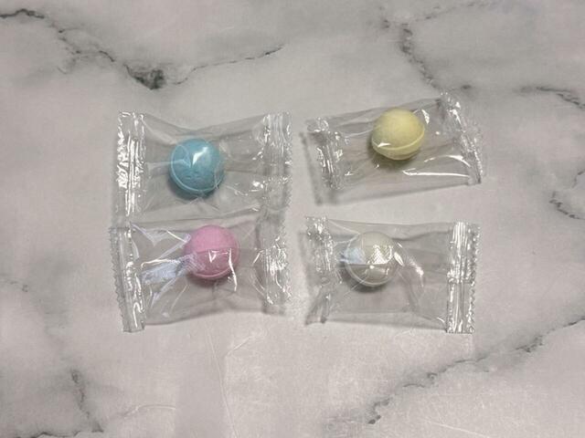 ラムネが4個入ってます