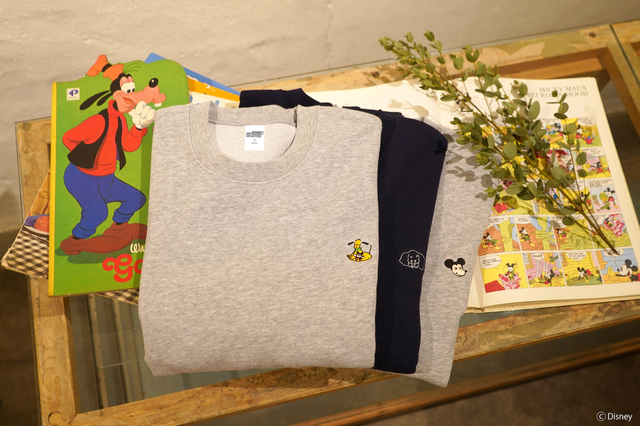 刺繍スウェット全6種 5,800円+税 ミツカルストア「DISNEY ART COLLECTION」