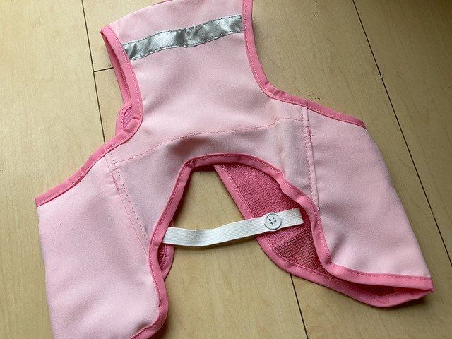 【赤城工業株式会社 アイスハーネス】マジックテープを取るだけで脱ぐのも簡単