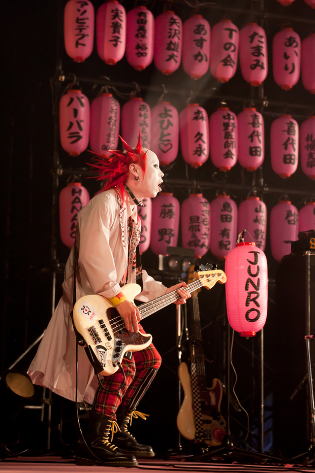 JUNRO(B) 撮影:さわきみのり