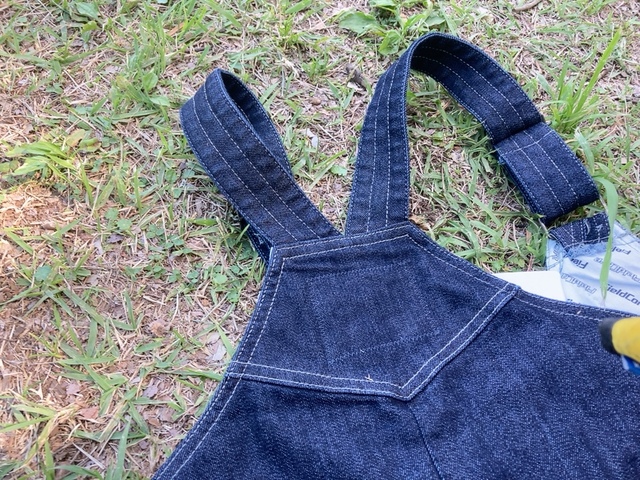 【ワークマン グリーンテックアウトドアデニムベスト】おしゃれなデザインなので、作業用だけでなく普段着としても使えます♪