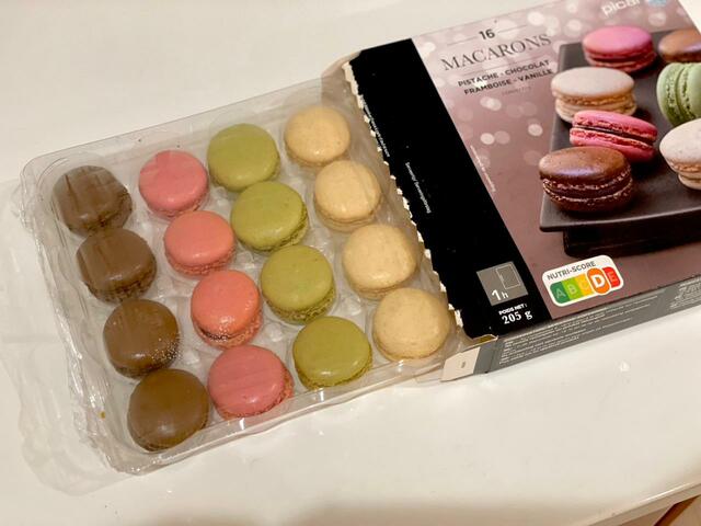 【ピカール　4種類のマカロン】チョコ・フランボワーズ・ピスタチオ・バニラのフレーバー