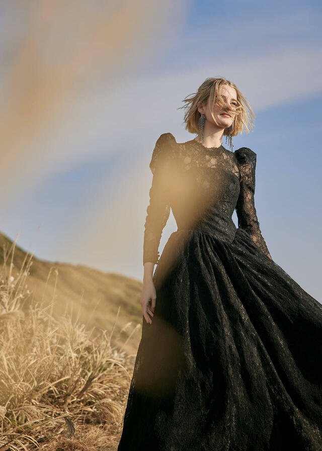 クラウディア｜「K.RANNE-クランネ-」新作ウェディングドレス｜KNE0042_Black