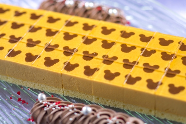 クリスタルパレス・レストラン　キャラメルムースケーキ