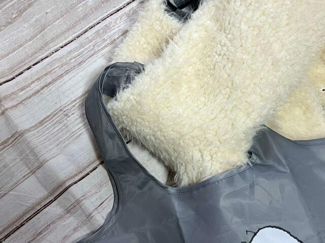 厚手のファーコートでも肩がけできちゃいます！