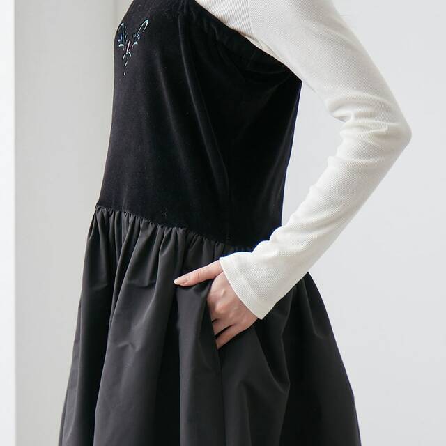 異素材使いドッキングワンピース「アナと雪の女王」｜￥ 6,990 （税込）