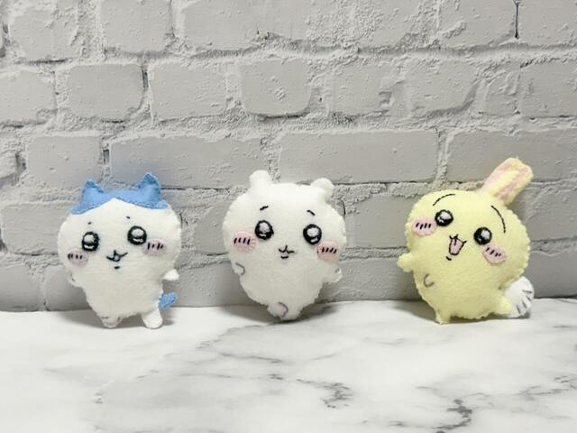 完成した3人を並べてみました！製作時間はハチワレが約2時間、ちいかわが約1時間半、うさぎが約2時間でした♪