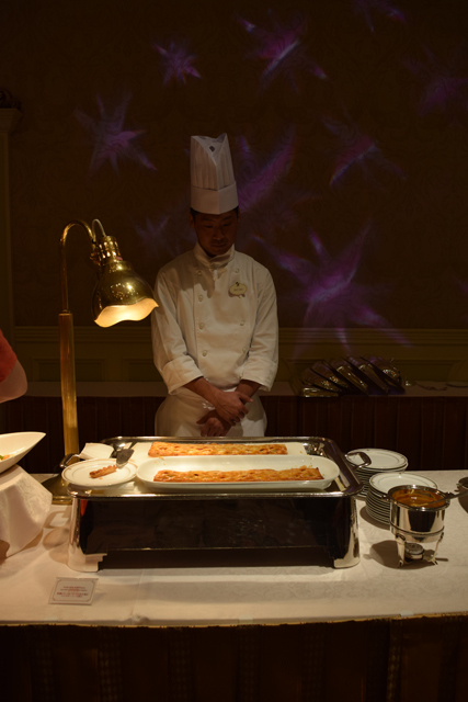 豪華なお料理が登場