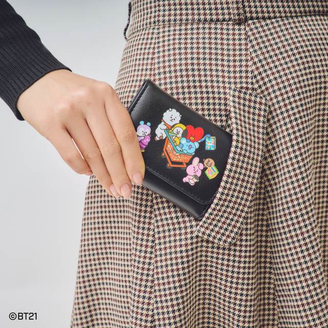 【BT21ミニ財布】女性のスカートのポケットにもしまいやすい！
