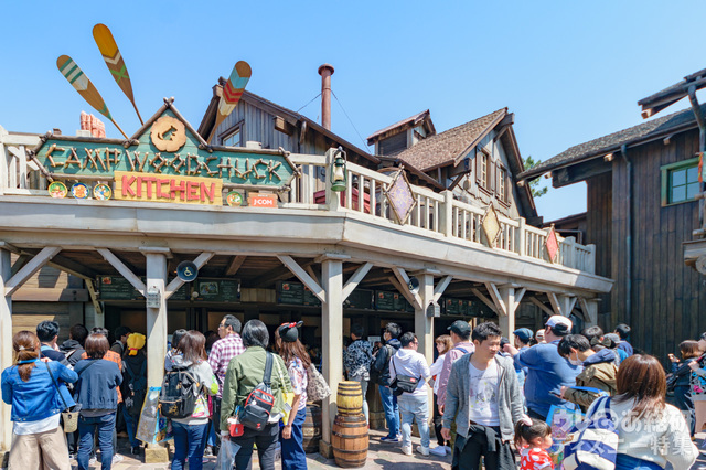 東京ディズニーランド「キャンプ・ウッドチャック・キッチン」