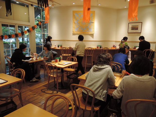 Eggs’n Things（エッグスンシングス）内観