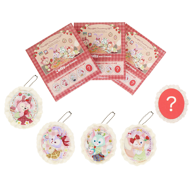 「ダッフィー&フレンズのハートフェルト・ストロベリーギフト」ブローチセット