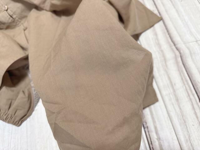 薄手のため、やや透け感あり。1枚で着る際はキャミソールワンピースをインナーに着用するのがおすすめ