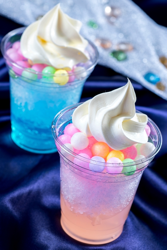 クリーム・シェイブアイス（ブルーゼリー／ピーチゼリー） 各500円｜東京ディズニーリゾート「ディズニー七夕デイズ」
