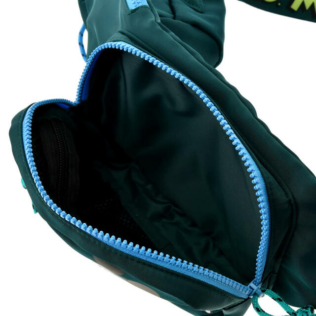 ミッキー ボディバッグ ボトルカバー付き MICKEY & CO. 4,290円