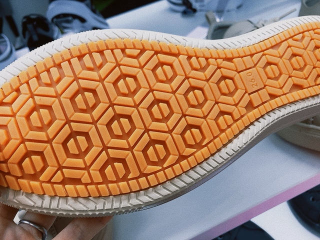 【ワークマン ファイングリップレイン】靴底は雨の日でも滑りにくい「ファイングリップソール」