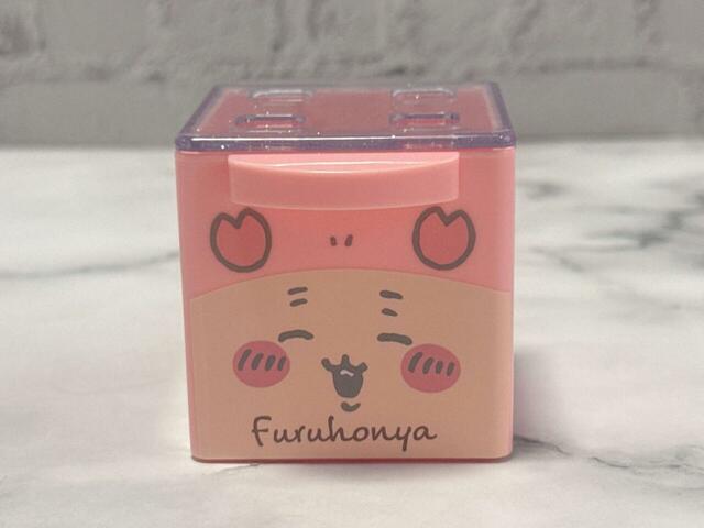 こちらは5．古本屋。人気のカニちゃんが初登場です！