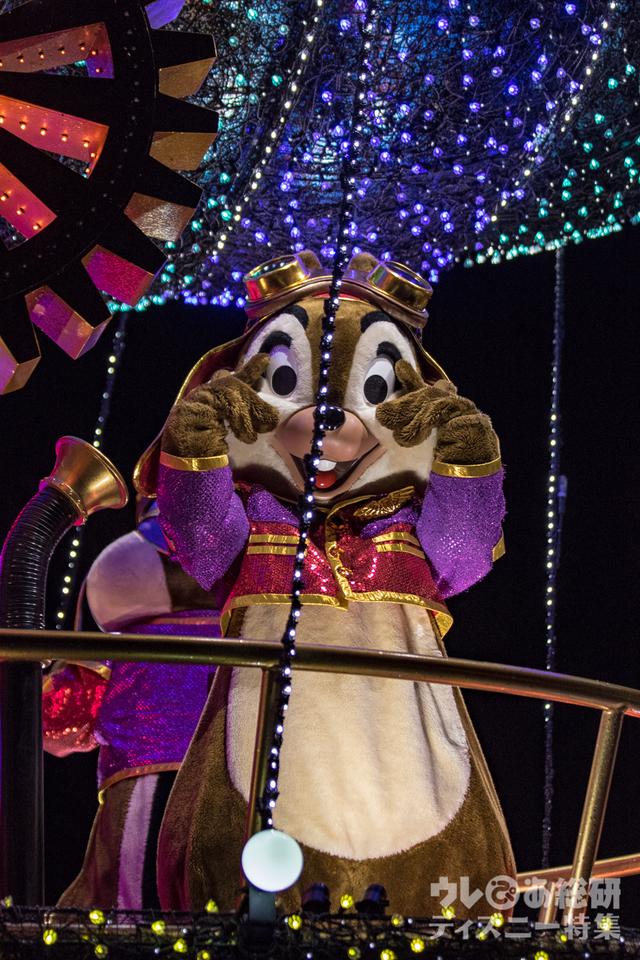 クリスマスバージョン「東京ディズニーランド・エレクトリカルパレード・ドリームライツ」（2016年）｜東京ディズニーランド「クリスマス・ファンタジー」
