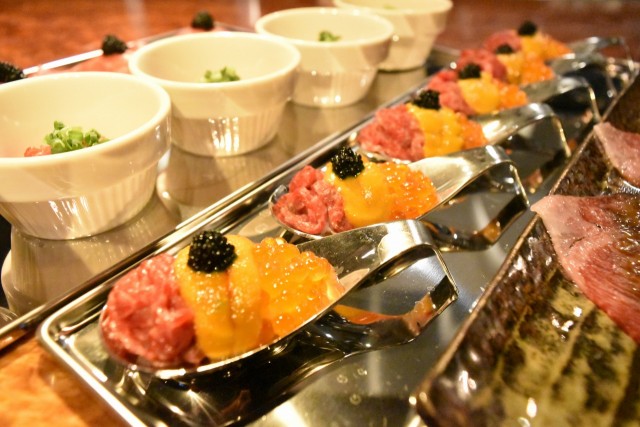 「麻布丼　一口の極み」