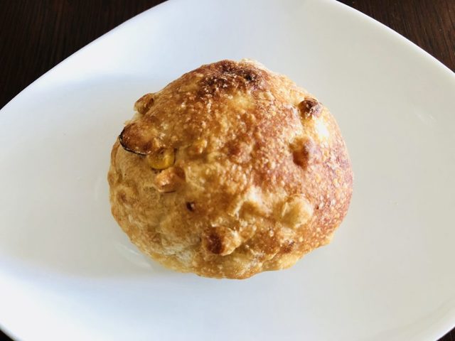 “コーンパン”