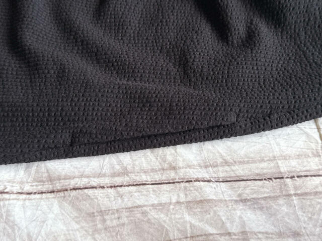 両サイドにポケット付きなのがうれしい！