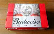 【アンハイザーブッシュインベブジャパン バドワイザー 355ml×24缶 4178円】世界中で愛され続ける、アメリカ発のラガービール