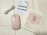 【3COINS リチャージャブルワイヤレスマウス】ワイヤレスマウス本体、充電用USBケーブル1本、取扱説明書が梱包されています
